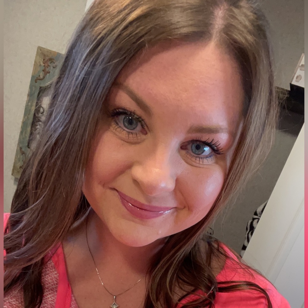 Meet your Posher, Madeline